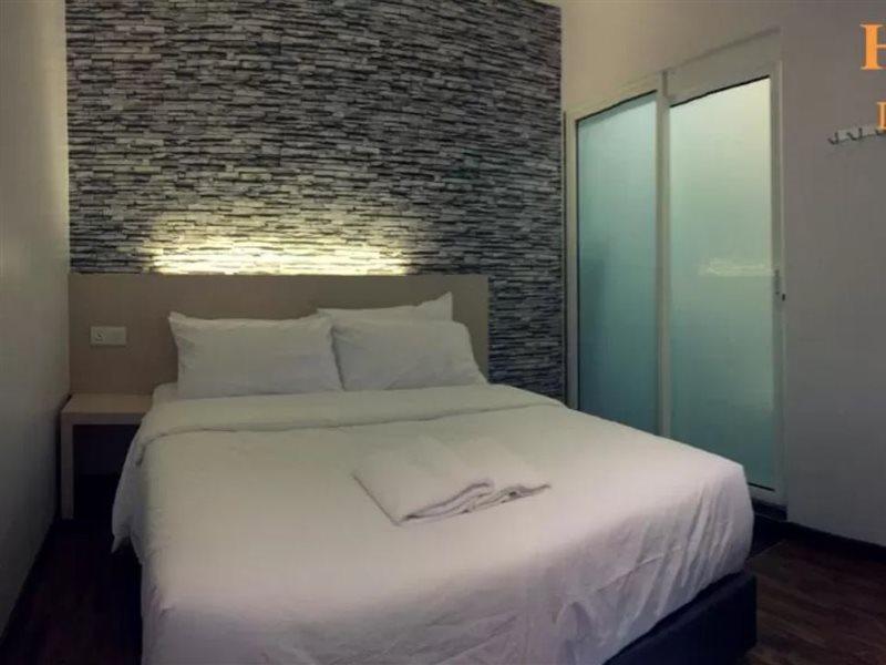 H Hotel Segamat Extérieur photo